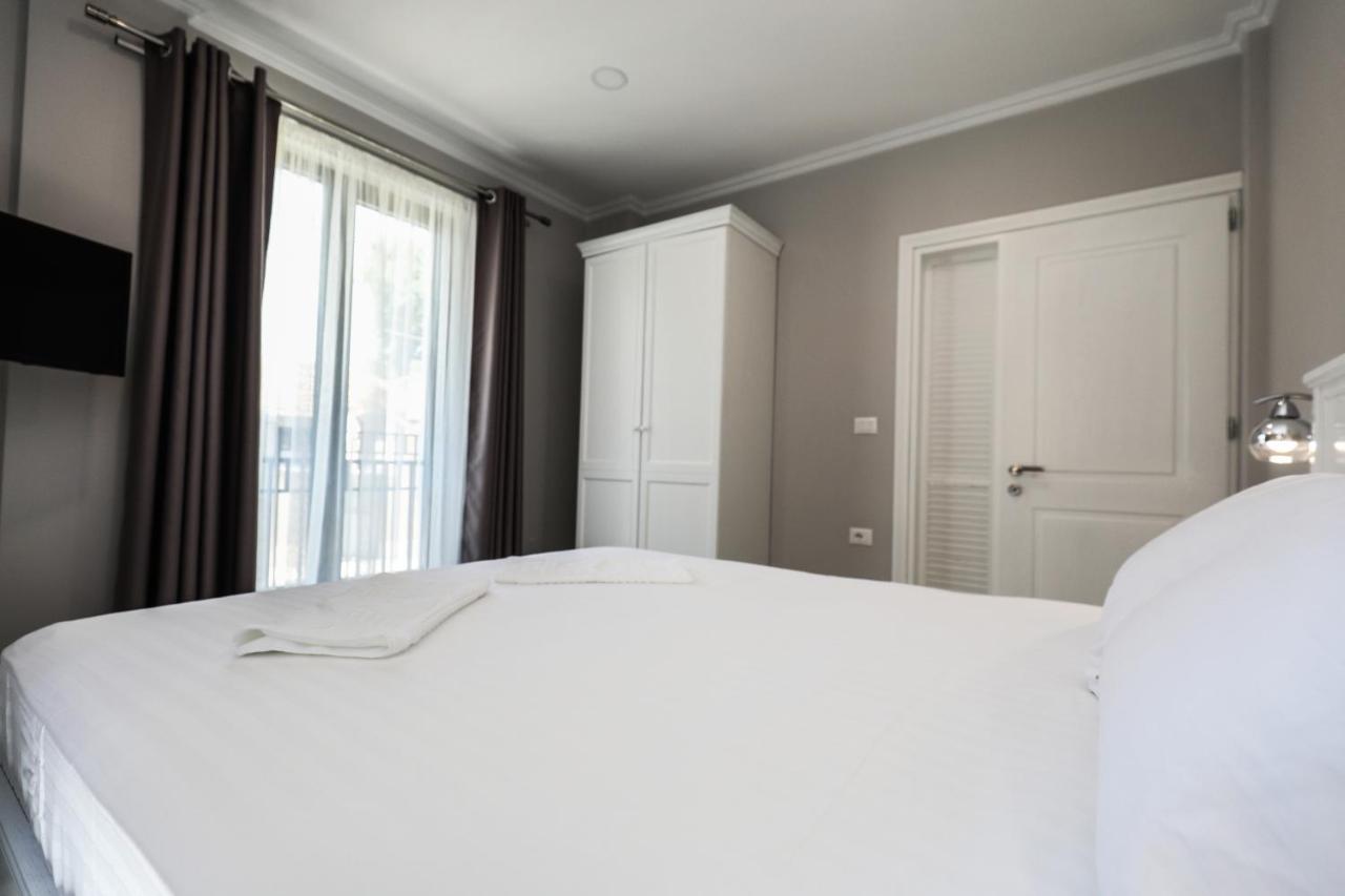 Hotel Peroni Korce Eksteriør billede