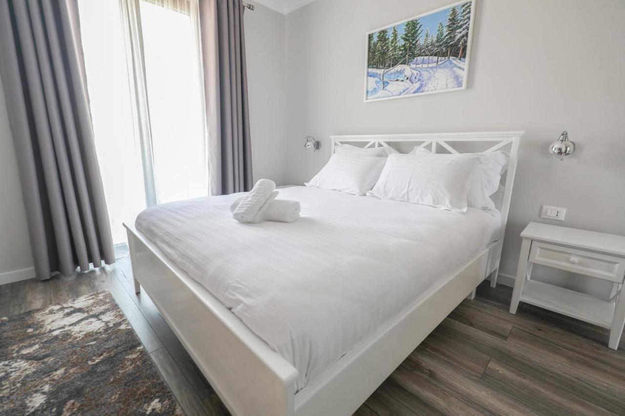 Hotel Peroni Korce Eksteriør billede